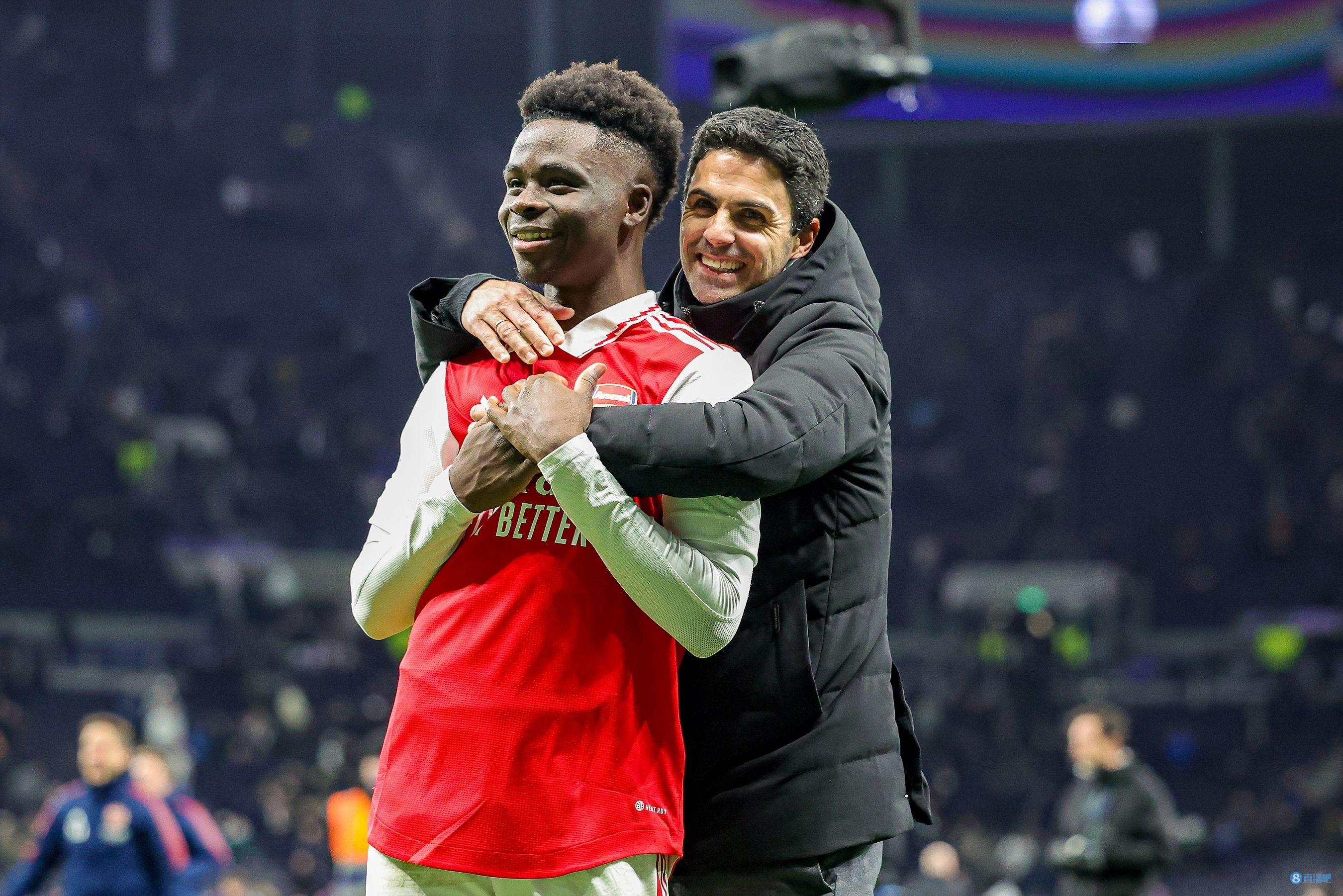 欧冠淘汰赛前瞻：拜仁客战曼城,（欧冠淘汰赛前瞻：曼城主场对阵拜仁）