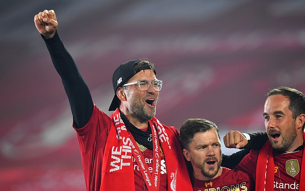 热身赛：大连英博2-1击败青岛西海岸