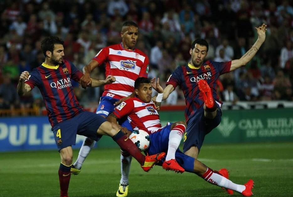 摩根：梅西最近也做了类似的肘击动作，却没人采取任何行动（摩根质疑：梅西近日也有类似肘击动作，却未见任何处理）