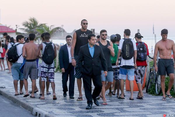 罗马诺：米兰将在一月物色新前锋，正在与菲尔克鲁格谈判（罗马诺：米兰计划一月引进前锋，正与菲尔克鲁格洽谈）