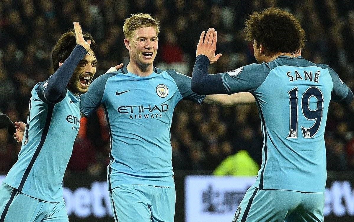 莱万多夫斯基和格策今晚要碰面了（莱万多夫斯基与格策今夜赛场相逢）