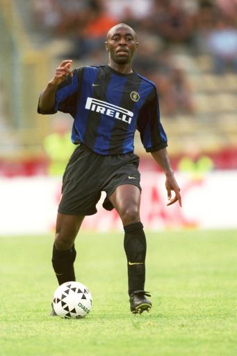 法媒：马赛总监或再出奇招，瞄准曼城核心球员B席（法媒曝马赛总监或再祭妙招，剑指曼城核心B席）