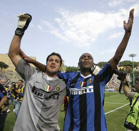 状态火热！布伦森单节狂砍16分，尼克斯带4分优势进入末节（手感滚烫！布伦森单节轰下16分，尼克斯携4分领先迈入第四节）