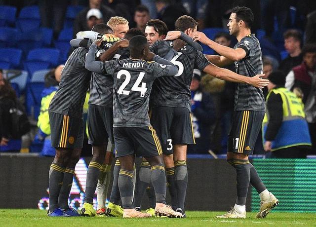 孔萨：凯恩给球队设立标准，那自然而然会激励我们（孔萨：凯恩树立球队标杆，激励着我们）