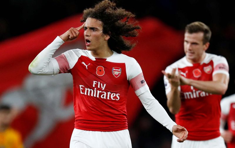 篮球湖人主帅公开力挺球队核心：不可动摇（湖人主帅公开声援核心球员：地位不可撼动）