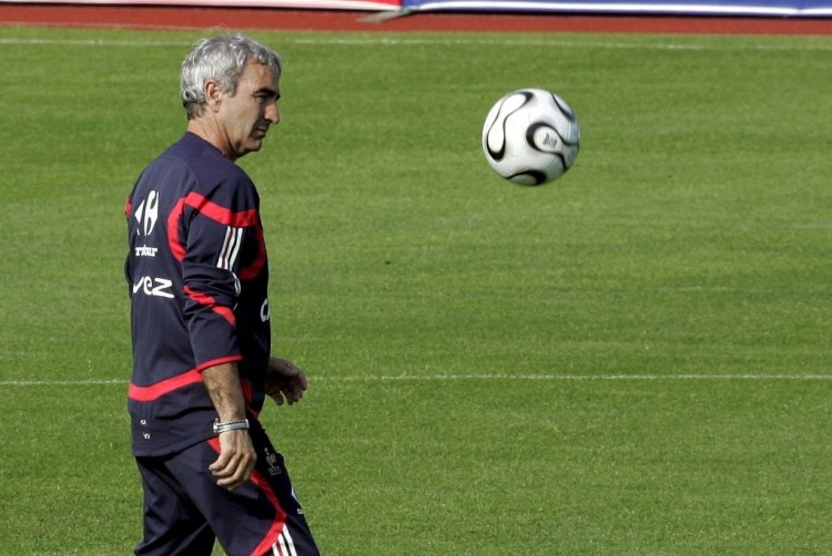 略伦特：若没被西班牙征召我也不难过；我现在享受品葡萄酒（略伦特：即便不入选西班牙队也坦然，如今正享受品葡萄酒的时光）