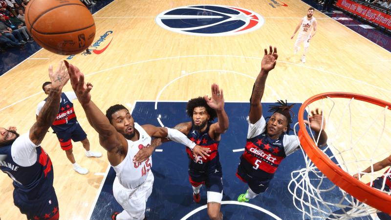 马特拉齐：罗纳尔多是梅西和C罗的结合体，我从不直接防守他（马特拉齐称罗纳尔多兼具梅西与C罗特质：我从不与他直接对位）