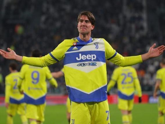 古利特：齐尔克泽去曼联本就是错误，就像之前很多球员一样（古利特：齐尔克泽加盟曼联是个错误，和许多球员此前一样）